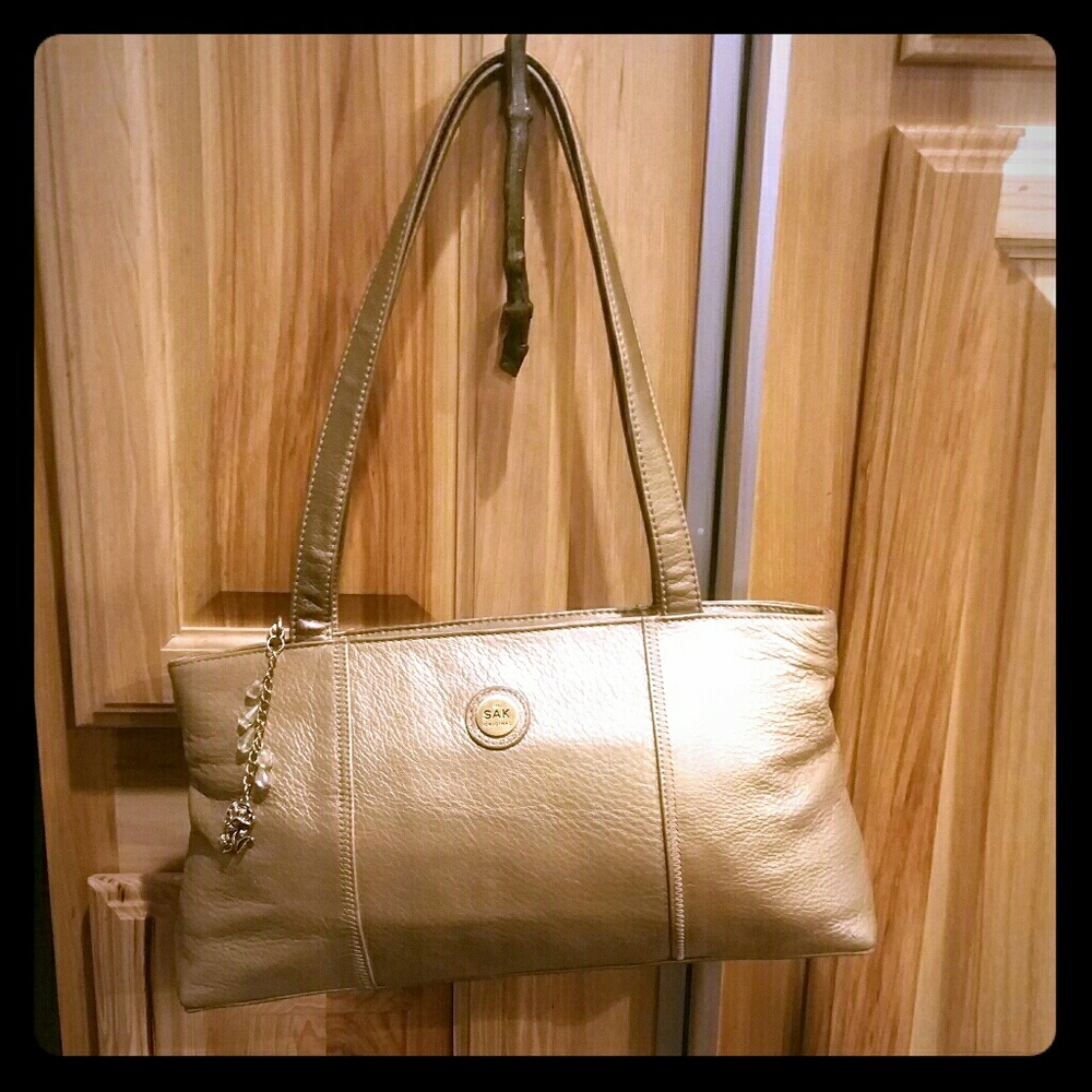 ♡Saks Fifth Avenue Purse♡